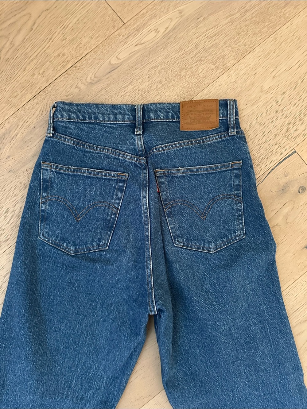 Levi’s Ribcage jeans - Picture 5 of 5
